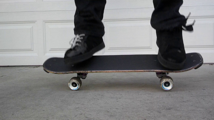 File:Heelside Railstand Goofy SBS 08.jpg